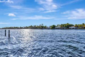 305 S Riverside Drive, Pompano Beach