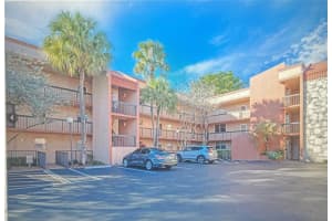 3140 Holiday Springs Blvd 109, Margate