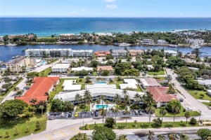 2748 Ne 28th Ave 13, Lighthouse Point
