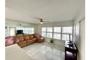 2841 Ne 32nd Street 10, Fort Lauderdale
