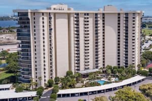 2450 Presidential Way 208, West Palm Beach