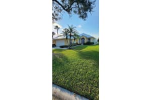 2922 Sw Brighton Way, Palm City