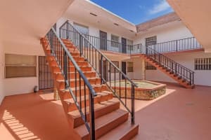 230 Sw 1st St G-8, Pompano Beach