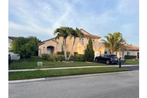 18865 Nw 1st St, Pembroke Pines
