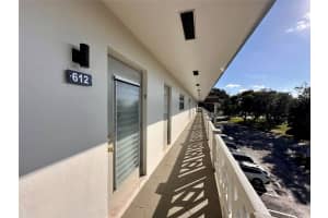 3506 Nw 49th Avenue 612, Lauderdale Lakes