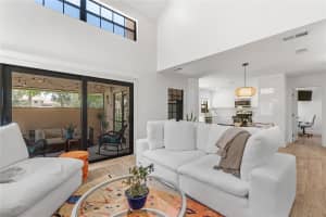376 Prestwick Circle 3, Palm Beach Gardens