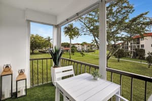9720 S Hollybrook Lake Dr 204, Pembroke Pines
