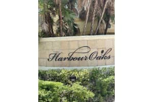 2506 Gardens Pkwy, Palm Beach Gardens