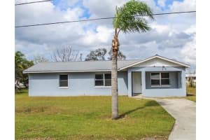 49 E Metcalfe Street, Avon Park