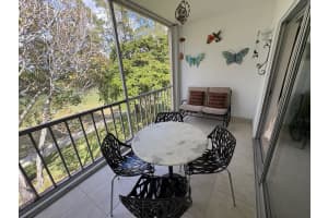 1055 Country Club Drive 404, Margate