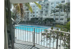 486 Nw 165th Street Rd B 206, Miami 486 Nw 165th Street Rd B 206, Miami