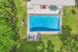 410 E Country Club Cir, Plantation