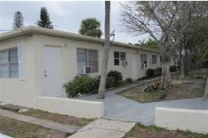 73 Ne 7th Ct 4, Deerfield Beach