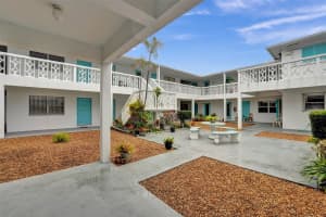 1833 Monroe St 20, Hollywood