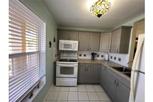 5750 Nw 64th Avenue 208, Tamarac