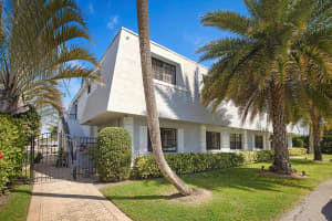 2743 Ne 28th Court 3, Lighthouse Point