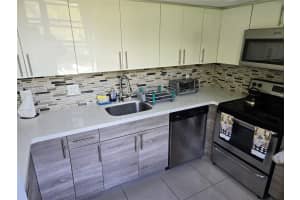 9400 Live Oak Place 305, Davie