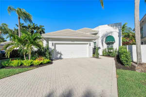 7712 Travlers Tree Dr, Boca Raton