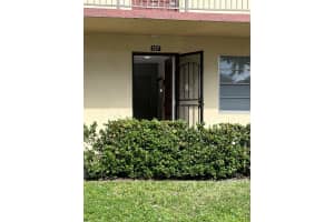 3141 Nw 47th Ter 127, Lauderdale Lakes