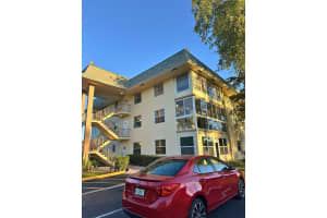 5190 E Sabal Palm Boulevard 201, Tamarac