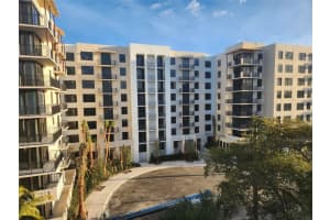 17890 W Dixie Hwy 619, North Miami Beach