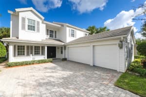 4734 Lakeside Ter, Davie