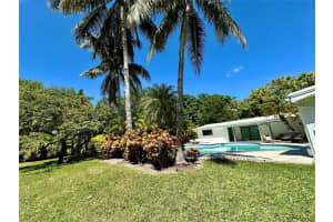 6205 Sw 108 St, Pinecrest