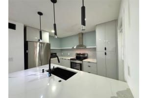 3005 1/2 Nw 68th St 9d, Fort Lauderdale