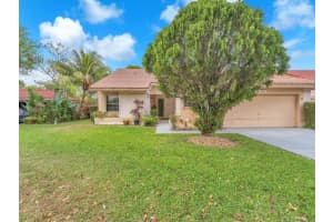 844 Nw 104th Lane, Coral Springs