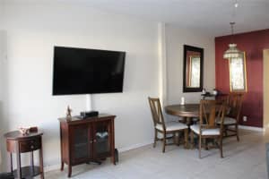 900 Sw 11th Avenue 5c, Hallandale Beach