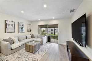 40 Se 13th St B1, Boca Raton