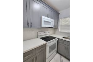2466 Lincoln St 2, Hollywood
