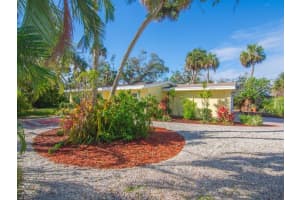 618 Holly Rd, Vero Beach