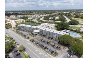 9233 Sw 8th Street 311, Boca Raton