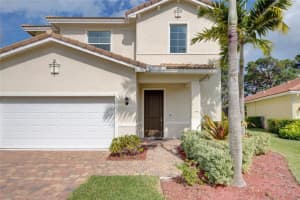 495 Ne Abaca Way 495, Jensen Beach