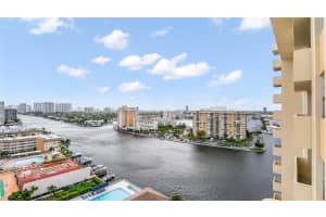 1833 S Ocean Dr 1608, Hallandale Beach