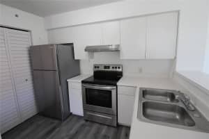 7824 Sonoma Springs Cir 102, Lake Worth