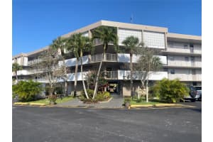 2800 Nw 47 Terrace 202a, Lauderdale Lakes
