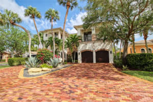9481 Eden Mnr, Parkland