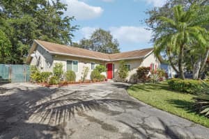 8021 Nw 47th Ct, Fort Lauderdale