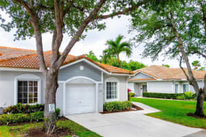 1245 Sw 48th Terrace, Deerfield Beach