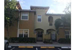 2851 W Prospect Rd 106, Fort Lauderdale