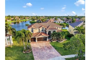 16520 Nw 11th Ct, Pembroke Pines