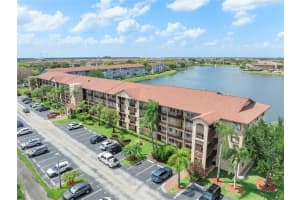 13355 Sw 16th Ct 313e, Pembroke Pines