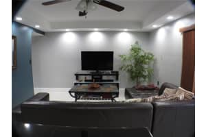 12 Cortez Way 3-45, Davie