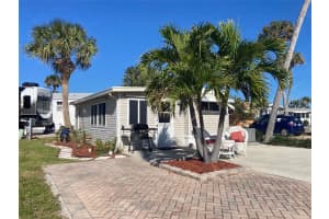 10725 S Ocean Dr 162, Jensen Beach