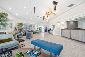 2520 Stirling Rd, Hollywood