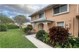 3299 Nw 44th St 2, Oakland Park
