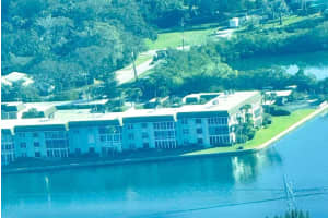 200 Greytwig Road 213, Vero Beach