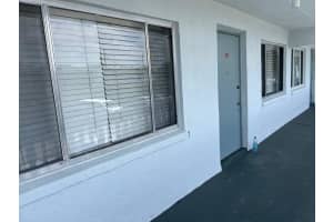 2200 Springdale Blvd 203, Palm Springs